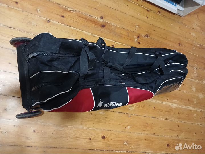 Спортивная сумка на колесах