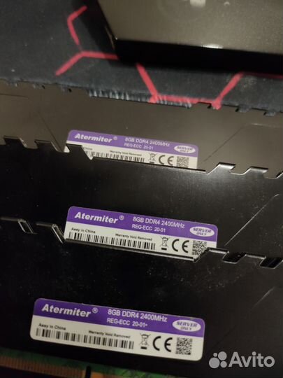 Материнская плата с процессором и памятью