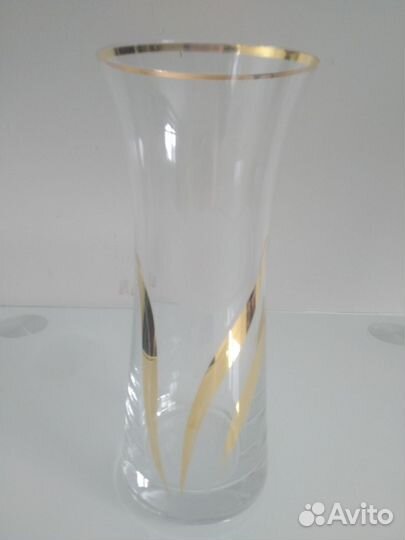 Ваза (богемское стекло)