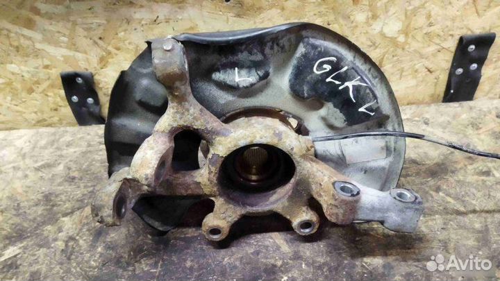 Кулак поворотный правый Mercedes-Benz Glk X204