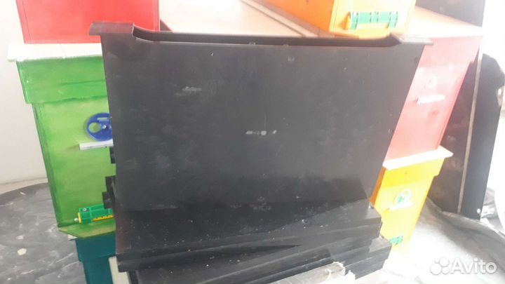 Кормушка для пчел