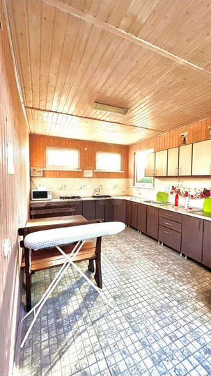 Комната 12 м² в > 9-к., 2/3 эт.