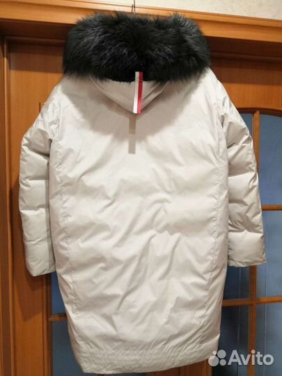 Пуховик женский