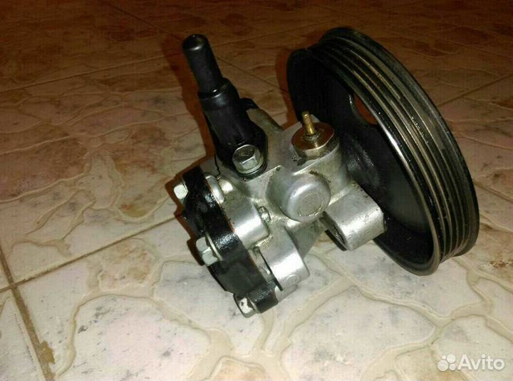 Гидроуселитель руля