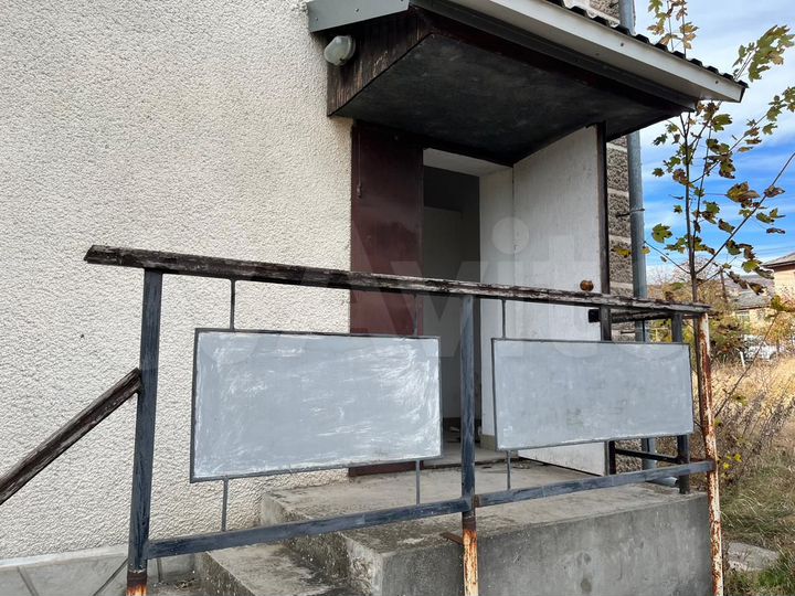 Здание, 384.9 м²
