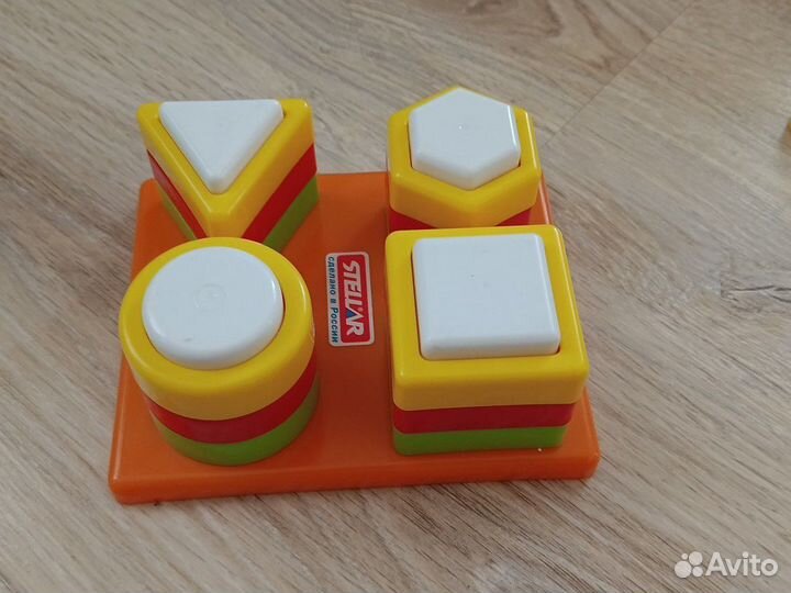 Развивающие игрушки