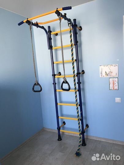 Спортивный уголок для детей (шведская стенка)