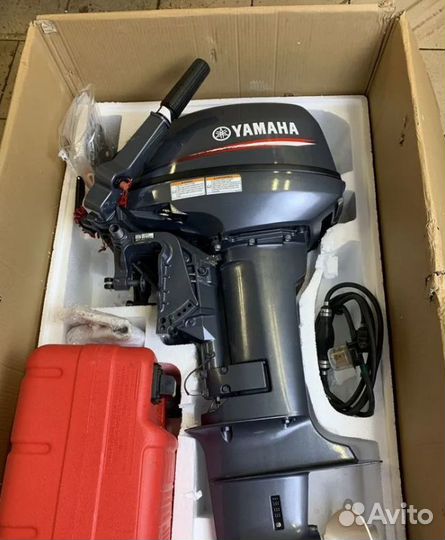 Лодочный мотор Yamaha 9.9 Витринный