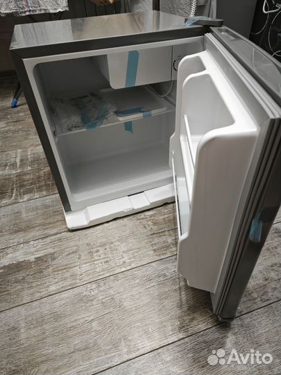 Холодильник Бирюса м50, новый