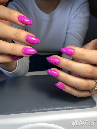 Маникюр и педикюр