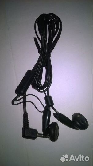 Наушники с микрофоном