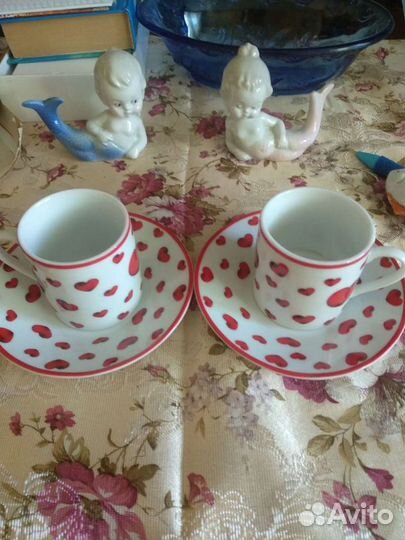 Кофейные чашки,ночник гдр, фигурки путти