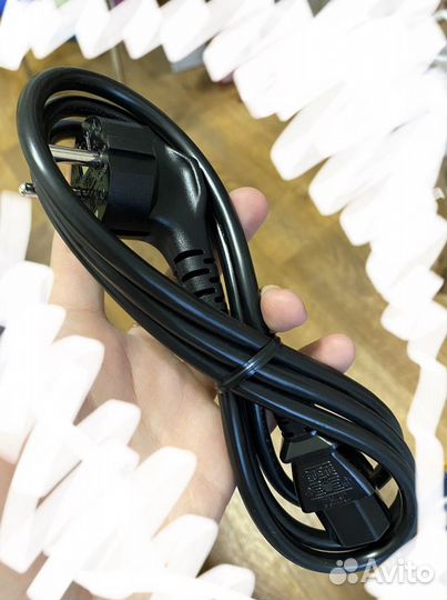 Кабель питания для компьютера