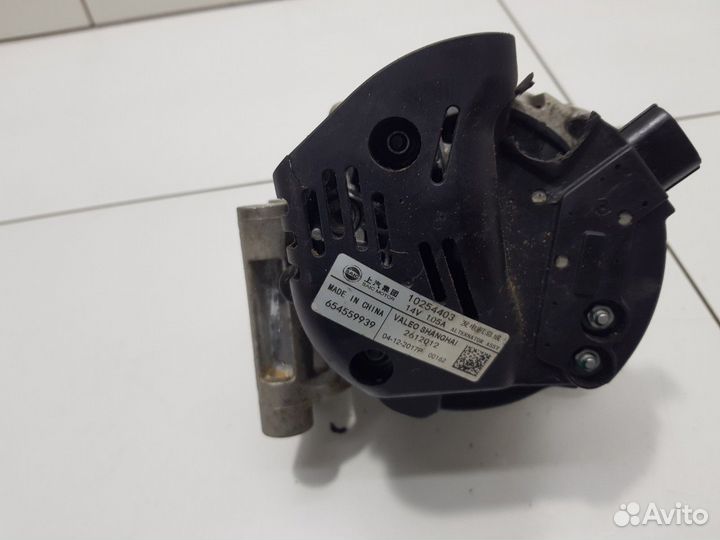 Генератор (Zotye T600)