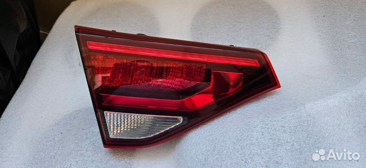 Фонарь левый внутренний Kia Rio4 X-Line 92403H0700