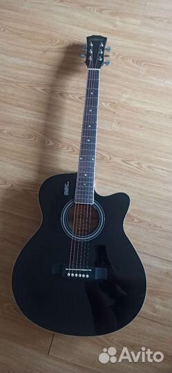 Акустическая гитара