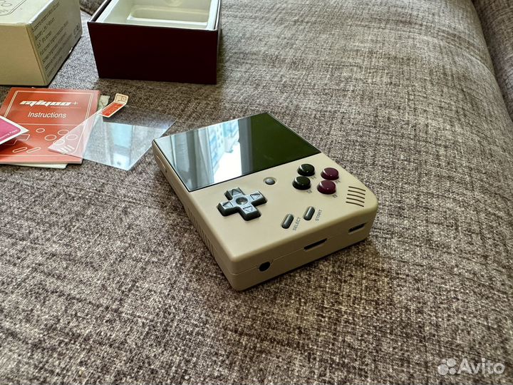 Miyoo Mini + Карманная консоль