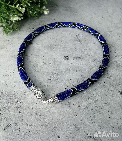 Жгут колье из бисера ручной работы