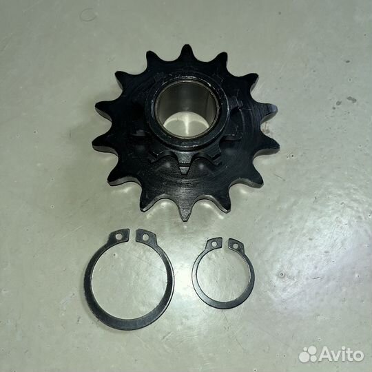 Звезда 14 зуб. (520 цепи) (вал 22 мм)