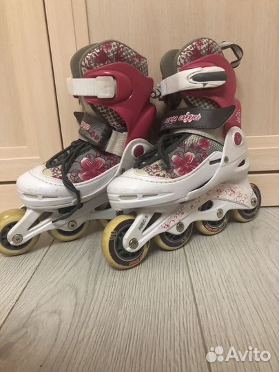 Роликовые коньки детские и шлем защитный