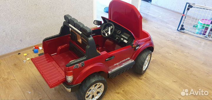 Детский электромобиль б/у форд ренджер