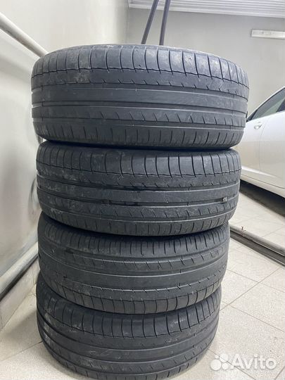 Michelin Latitude Sport 235/55 R17 99V