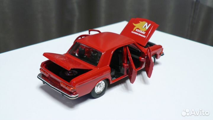 Волга Газ 3102 модель 1/43