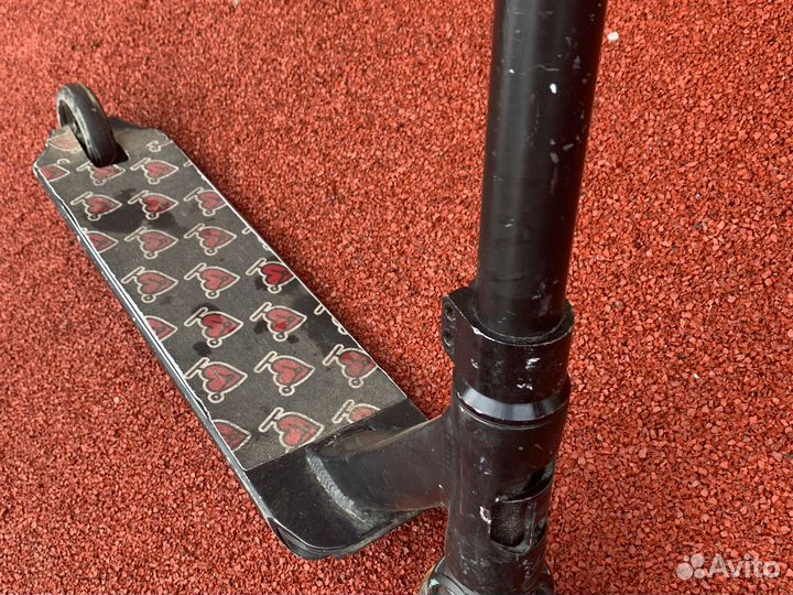 Трюковой самокат colt