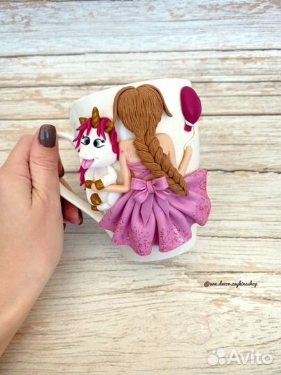 Кружка с декором из полимерной глины