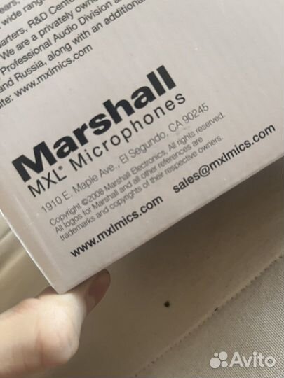 Студийный микрофон