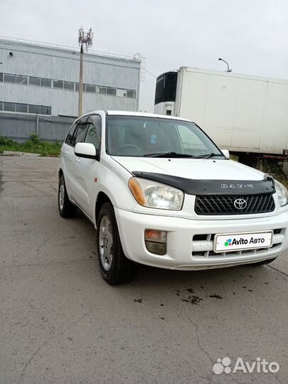 Toyota RAV4 1.8 AT, 2002, 380 000 км