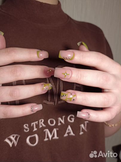 Мастер маникюра