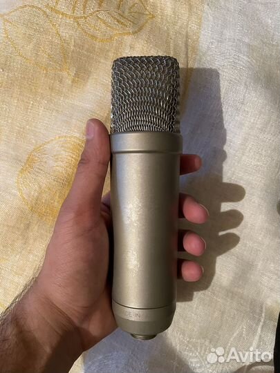 Студийный микрофон Rode NT1A