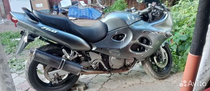 Мотоцикл Suzuki katana 750f