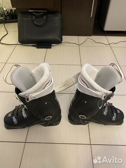 Горнолыжные ботинки женские Salomon S/PRO 70 W J