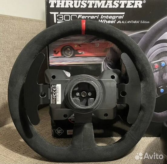 Игровой руль Thrustmaster t300 Ferrari Alcantara