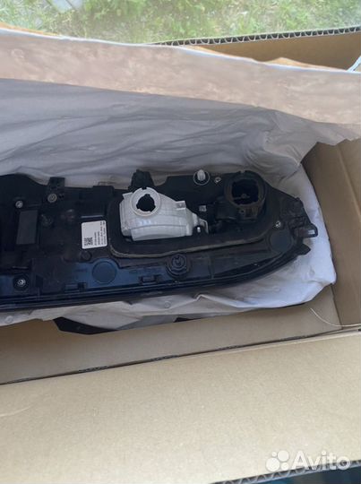 Задний фонарь правый