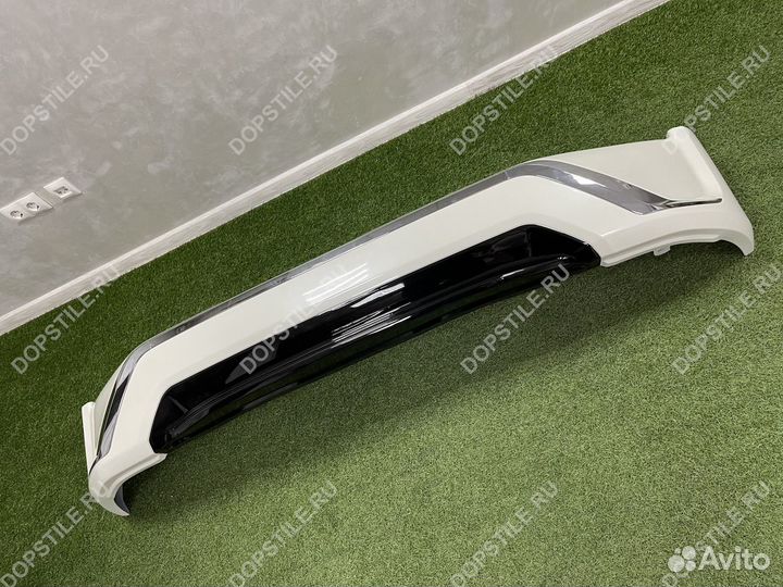 Обвес Executive White Toyota Land Cruiser 200