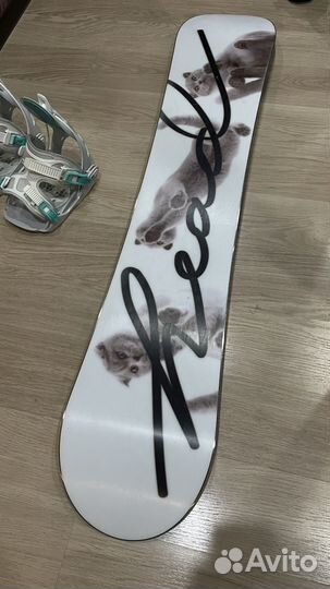 Сноуборд и ботинки для сноуборда