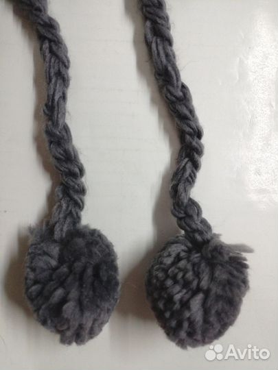 Шапка ушанка с помпонами косплей Рон Уизли