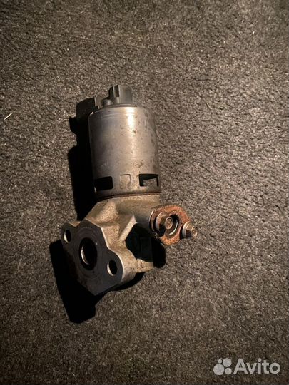 Клапан EGR, патрубок воздушный Крайслер 300с 3.5