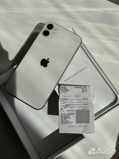 iPhone 11, 64 ГБ