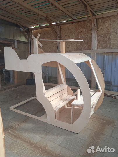 Вертолет на детскую площадку