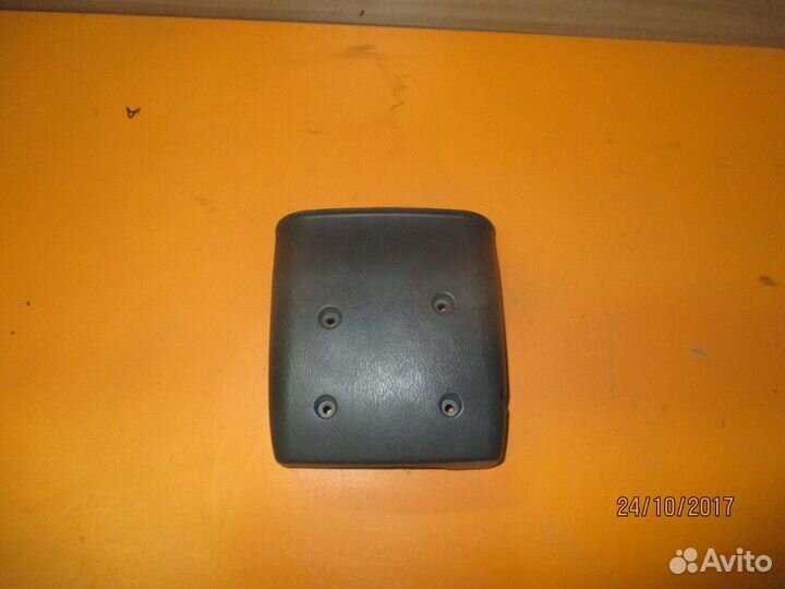 Кожух рулевой колонки нижний Hyundai Santa Fe (SM)