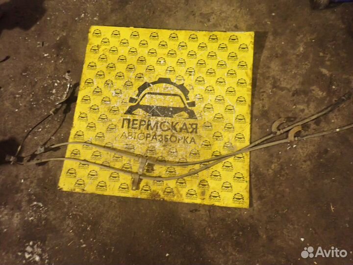 Трос ручника SsangYong Tivoli