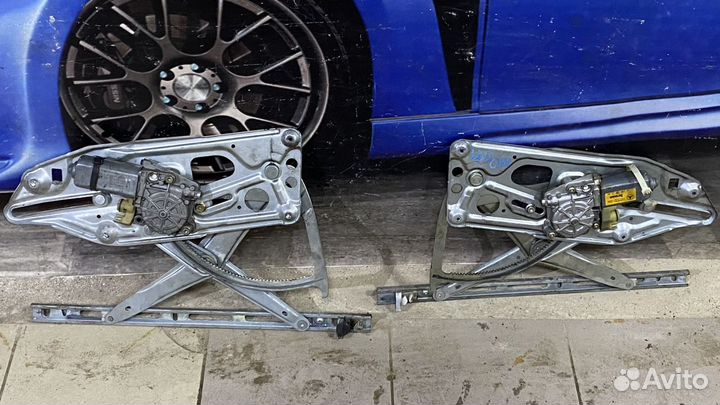 Стеклоподъемник передний правый W140