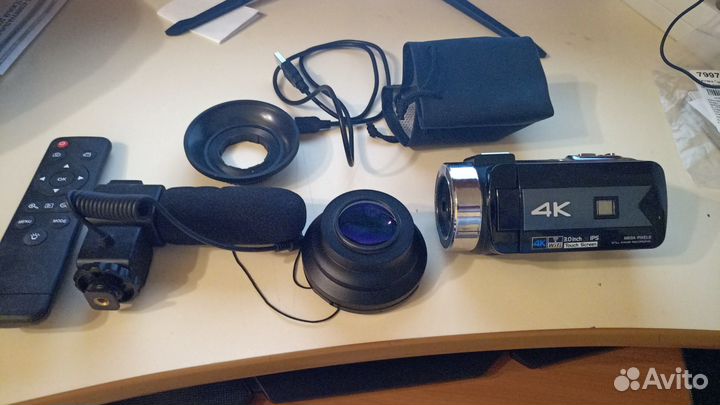 Цифровая видеокамера 4K и визуальный отоскоп