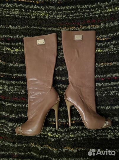 Dolce gabbana сапоги. 36 размер, натуральная кожа