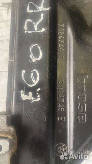 Стеклоподъемник электрический задней двери Прав