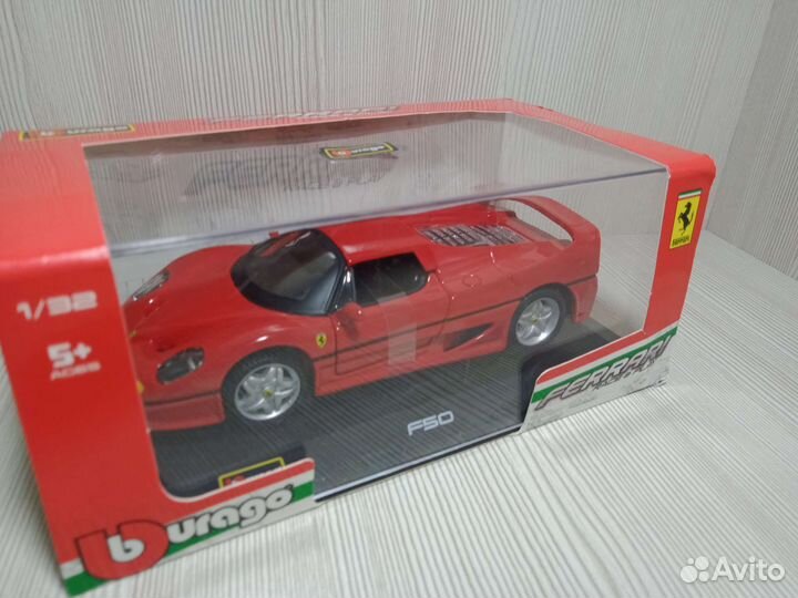 Bburago 1 32 Ferrari F50 и Jeep wrangler